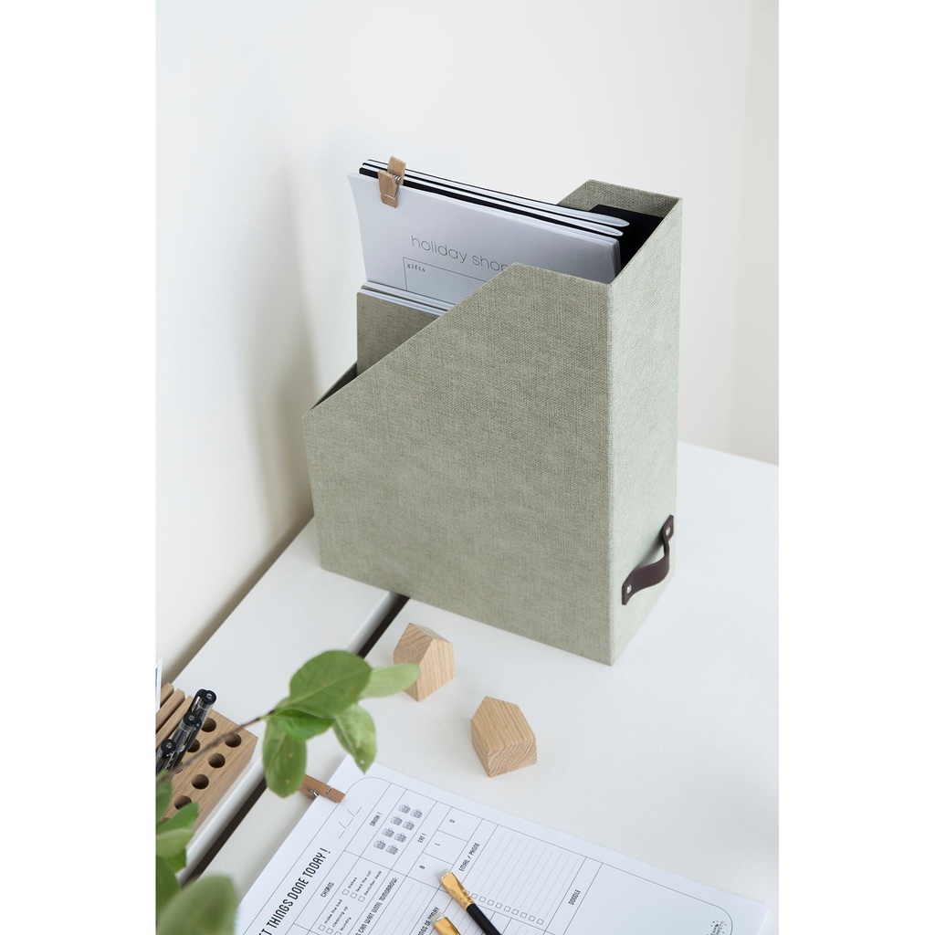 Tidskriftssamlare Estelle linen