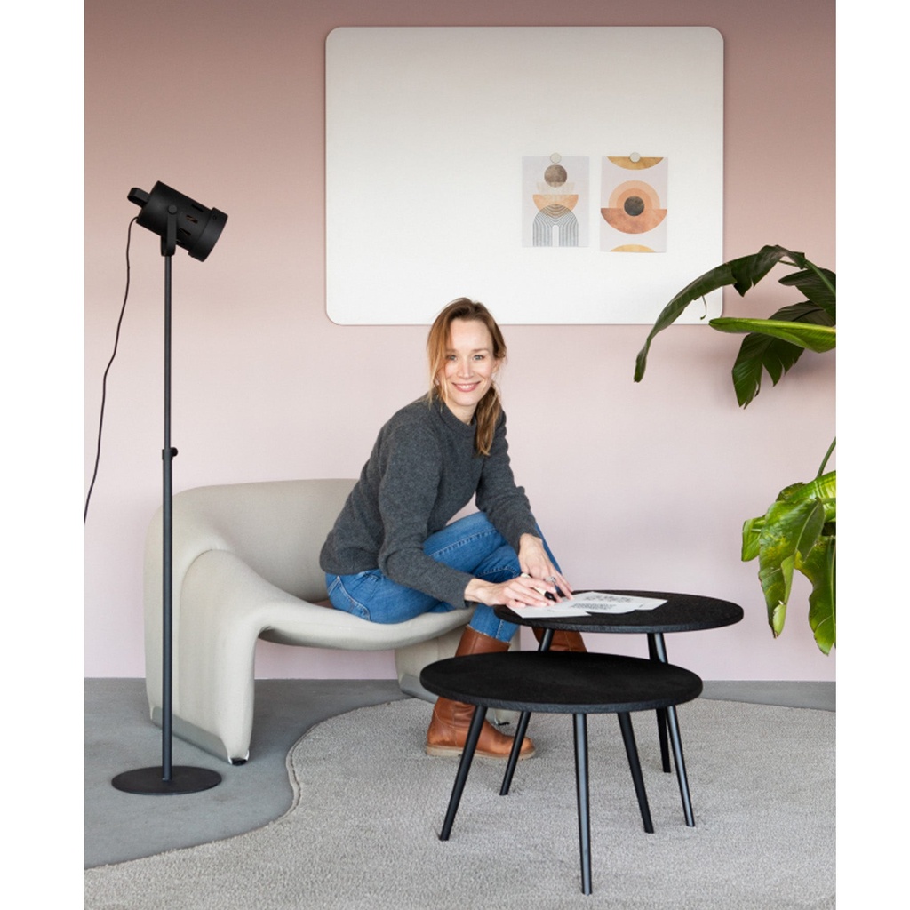 Glastavla matt rundade hörn 100x150 cm warm grey