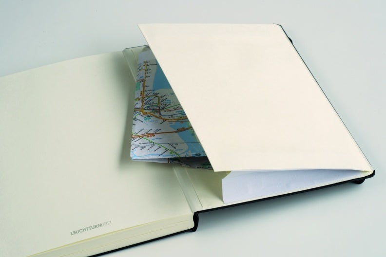 Anteckningbok B5 blank svart