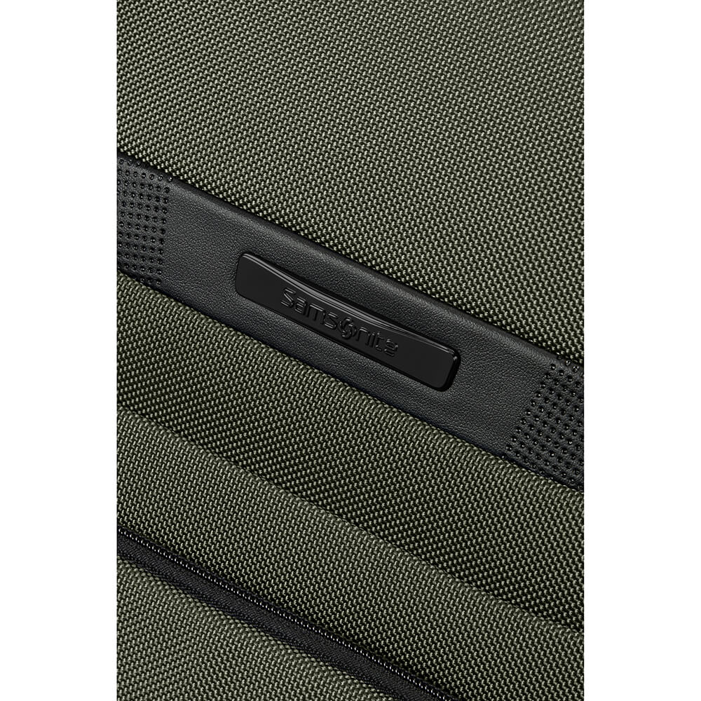 Ryggsäck PRO DLX6 15,6" Expanderbar Grön