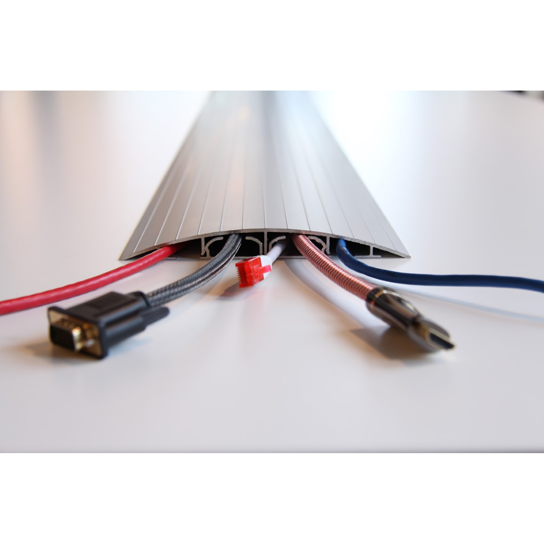 [2482524] Golv/vägglist alu 1600 mm silv