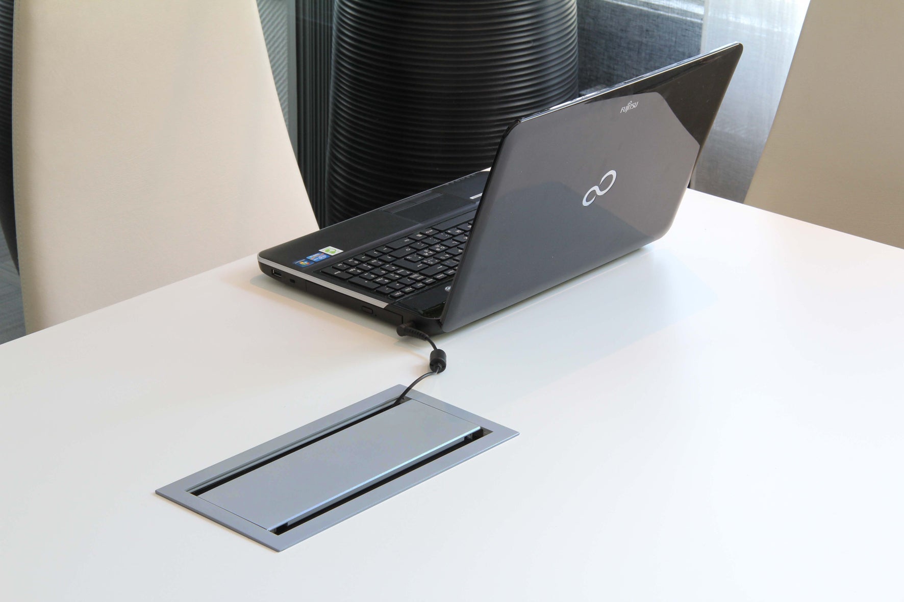 [2482529] Bi-Box 300 x 150 mm dubbel silver